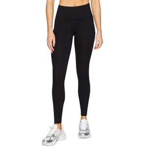 Fabletics L Black On The Go PowerHold High Waisted Legging
